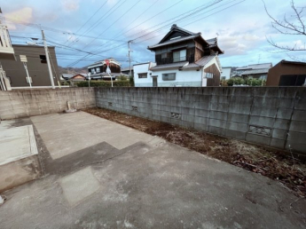 【庭】