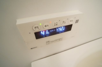 参考、同建物・反転間取りの号室