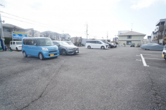 【駐車場】