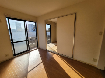 お洗濯物も良く乾きそうですね