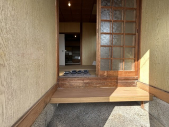 【玄関】