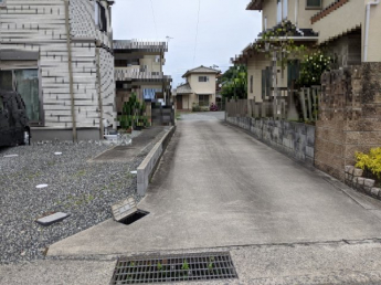 【前面道路含む現地写真】