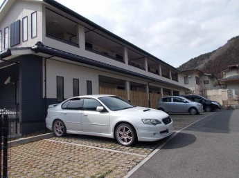 駐車スペースもあります