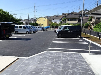 駐車場完備です