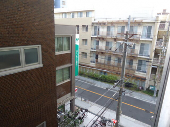 窓からの景色　阿倍野郵便局の直ぐ側