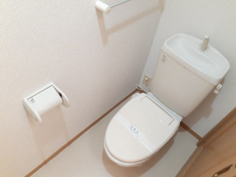 シンプルで使いやすいトイレです