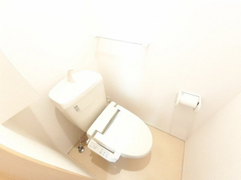 シンプルで使いやすいトイレです