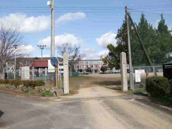 大原小学校まで2054m