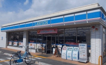 ローソン下鳥羽長田町店まで600m