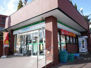 ファミリーマート東北福祉大学店まで519m