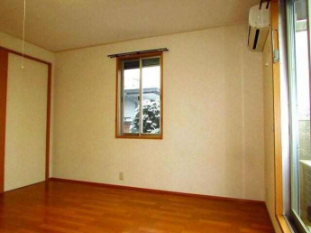 写真は他階の同タイプのものになります。