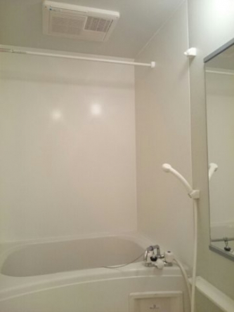ゆったり過ごせるお風呂です