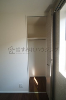 参考、同建物・反転間取りの号室