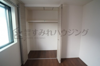 参考、同建物・反転間取りの号室