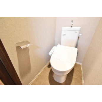 シンプルで使いやすいトイレです
