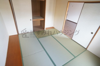 参考、同建物・反転間取りの号室