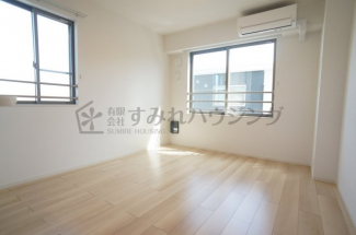 参考、同建物・反転間取りの号室