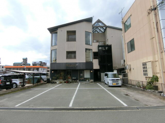 Ｙｏｇａ　Ｂｌｄ　宝殿駅　居抜き店舗の画像