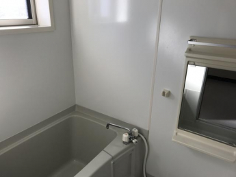 窓付きなので湿気がたまりにくいですね。