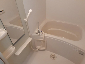 お風呂で日々の疲れを落としましょう