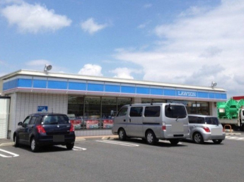 ローソン甲南町竜法師店まで650m