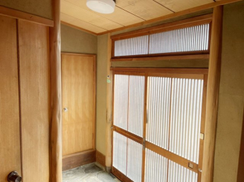 【玄関】