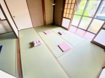 フローリングだけでなく、和室もあります