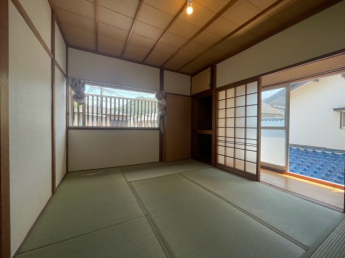 明るい和室です