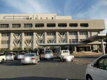 栗東市役所まで986m
