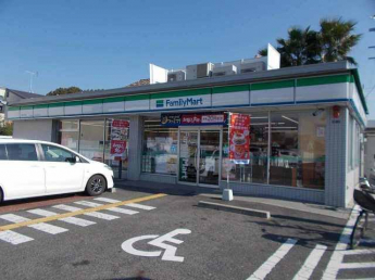 ファミリーマート栗東手原店まで727m