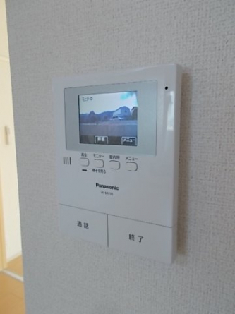 こちらのリビングで趣味の時間をお楽しみください