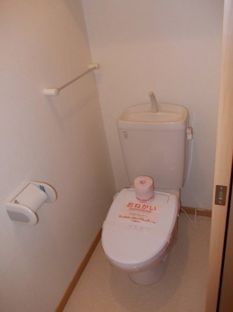 シンプルで使いやすいトイレです