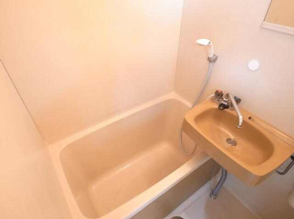 バス・洗面・トイレ　一体型　別室同間取りの参考写真