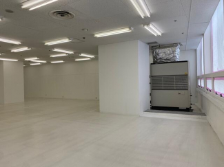 神戸市中央区三宮町１丁目の店舗事務所の画像