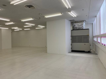 センタープラザ東館の画像