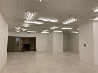 神戸市中央区三宮町１丁目の店舗事務所の画像