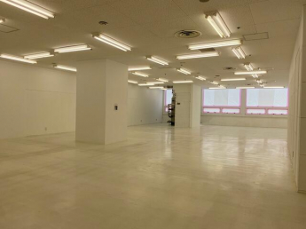 センタープラザ東館の画像