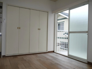 室内 大きな物入があります