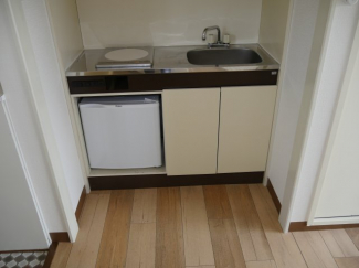 IHコンロとミニ冷蔵庫付