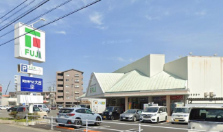 フジ松末店まで494m