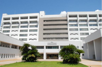 国立愛媛大学医学部まで661m