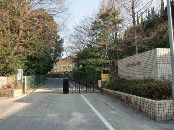 治田東小学校まで2507m