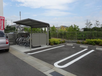 【駐車場】