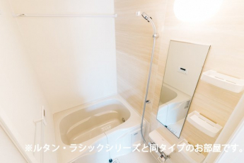 日々の疲れを癒すお風呂付です