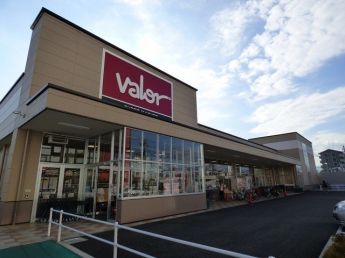 バロー 下鳥羽店まで450m