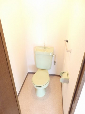 シンプルで使いやすいトイレです
