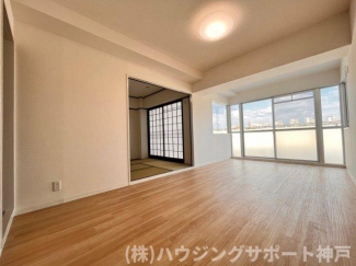 【居間・リビング】