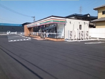 セブンイレブン様まで1110m