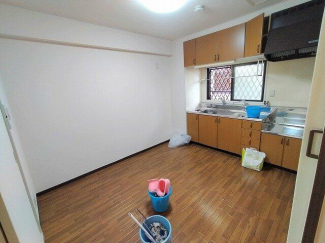 豊中市西泉丘２丁目のマンションの画像