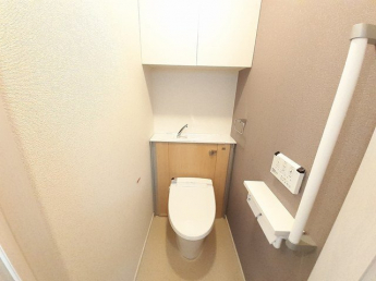 落ち着いたトイレです